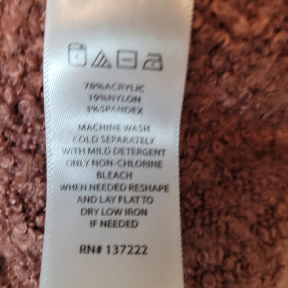 Euc willow and wind soft and cozy. - Picture 3 of 3